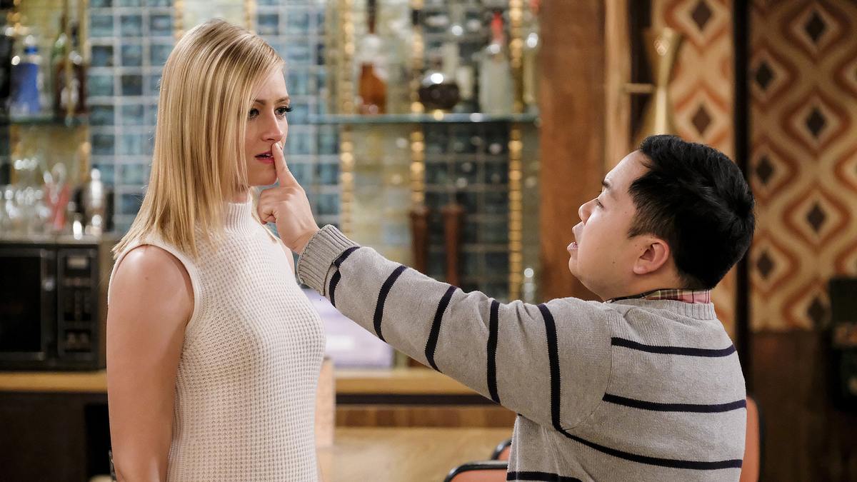2 broke girls