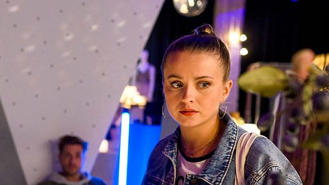 neuer-mann-fuer-lucie-awz - Foto: RTL/ Julia Feldhagen