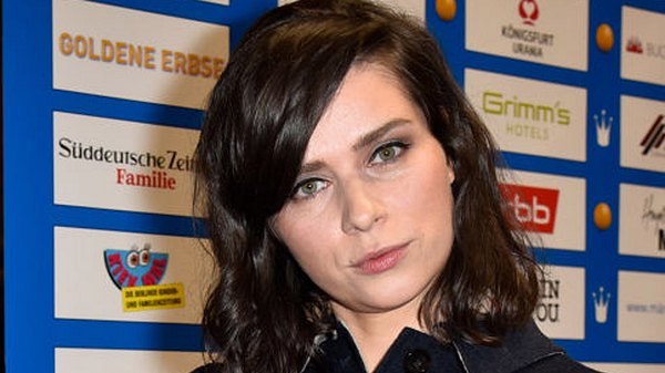 nora-tschirner-unfall-tv. - Foto: Tristar Media/Getty Images