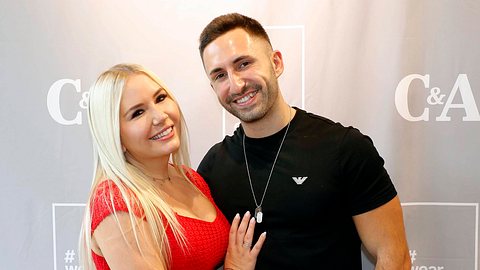 Neue Nackt-Show auf Paramount+ mit diesen bekannten Singles! - Foto: IMAGO / Agentur Baganz