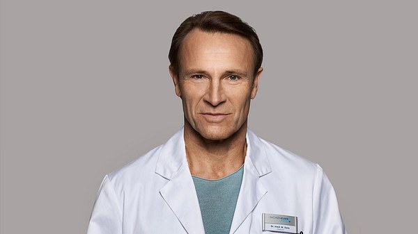 In aller Freundschaft-Aus von Martin? Jetzt äußert sich Bernhard Bettermann - Foto: MDR/Saxonia Media/Rudolf Wernicke