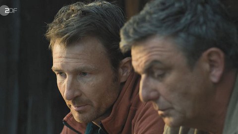 Der Bergdoktor: Hans und Martin hatten schon immer ein schwieriges Verhältnis - Foto: Screenshot/ZDF