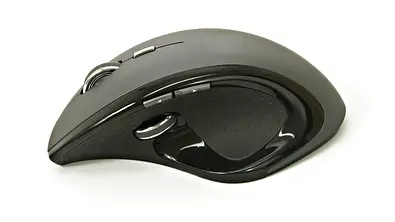 ergonomische maus - Foto: iStock/microstocker