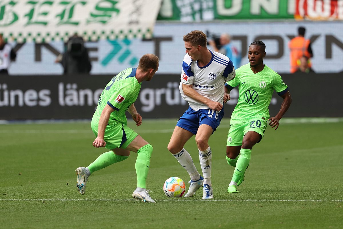 Abstiegsangst gegen Europa-Wunsch: So siehst du Schalke gegen Wolfsburg im Stream