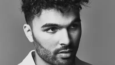 Younes Zarou: Alter, Beruf, Freundin & Co - Alles über den Lets Dance-Kandidaten! - Foto: RTL+