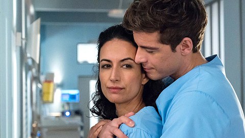 In aller Freundschaft: Überraschender Auftritt von Leyla! - Foto: ARD/Jens Ulrich Koch