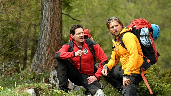 „Die Bergretter“ Staffel 14: Markus Brandl ist sicher! „Sowas hat es im deutschen Fernsehen noch nie gegeben“ - Foto: ZDF / Barbara Bauriedl