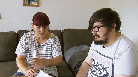 hartz-und-herzlich-video-geld-gestrichen - Foto: RTLZwei