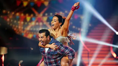 Christina Luft und Ali Güngörmüş - Foto: RTL / Stefan Gregorowius