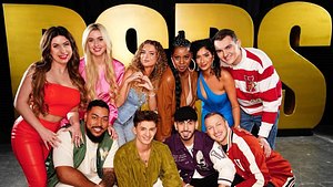 In der DSDS-Top-10 sind: Nathalie, Aileen, Monika, Rose, Lawa und Lorent, v.l. unten: Sem, Peris, Kiyan und David - Foto: RTL