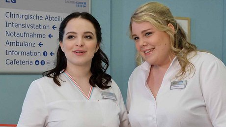 In aller Freundschaft: Neue Liebe für Miriam und Jasmin!? - Foto: Sebastian Kiss/MDR