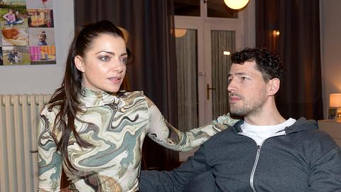 GZSZ:Emily und Sascha - Foto: RTL / Rolf Baumgartner