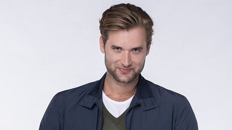 „Rote Rosen“-Star Thore Lüthje: „Wir wären alle fast gestorben“ - Foto: ARD/Thorsten Jander