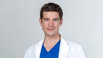 Alle tot: In aller Freundschaft-Star Philipp Danne gibt Aus bekannt! - Foto: ARD/Tom Schulze