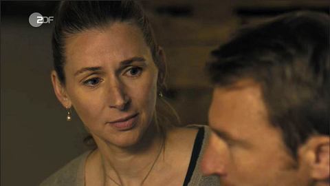 Pause einlegen: Fehlt Linn in Bergdoktor-Staffel 17 völlig? Verwirrende Aussagen von Andrea Gerhard! - Foto: Screenshot/ZDF