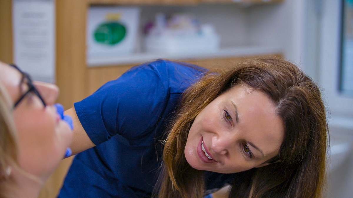 Dr. Emma - Hautärztin aus Leidenschaft dr. emma - hautärztin aus leidenschaft