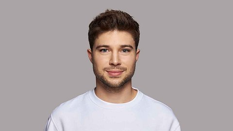 „In aller Freundschaft“-Kris brutal zusammengeschlagen - stirbt er den Serientod? - Foto: MDR/Saxonia Media/Rudolf Wernicke