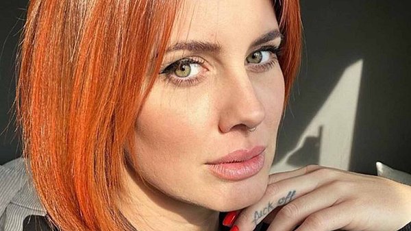 Pia Tillmann: So schlimm war das Sommerhaus der Stars für sie! - Foto: Instagram/Pia Tillmann