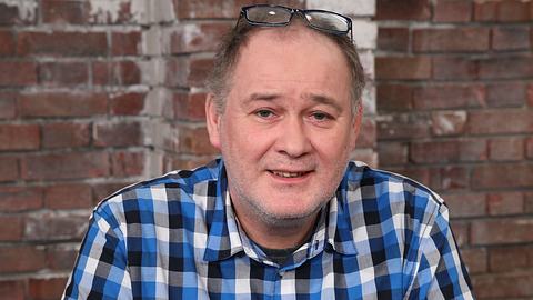 „Bares für Rares“: ZDF mit Angst um Waldi! - Foto: ZDF und Frank W. Hempel