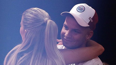 Pietro Lombardi (hier 2017 bei Lets Dance mit Sylvie Meis) und Laura Maria sind sich in Sachen Penis und Vermögen nicht einigny. (Photo by - Foto: Florian Ebener/Getty Images