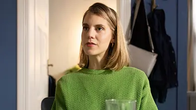 „Unter Uns“-Vorschau: Geständnis! Hat Stella Oliver umgebracht? - Foto: RTL / Sebastian Meyer