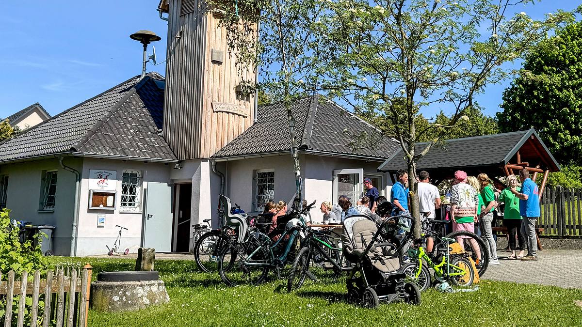 unser dorf hat wochenende