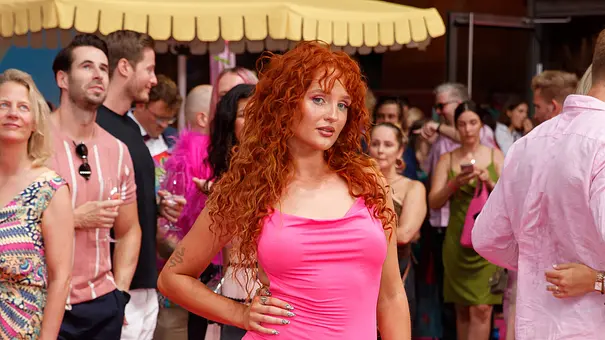 GNTM-Star Cassy Cassau, Barbie-Premiere - Foto: IMAGO / Eventpress