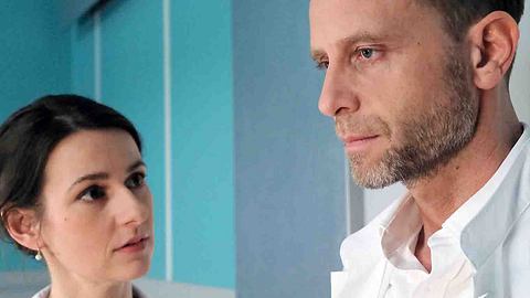 In aller Freundschaft-Schock: Kai verlässt die Sachsenklinik! - Foto: MDR/Saxonia Media/Sebastian Kiss