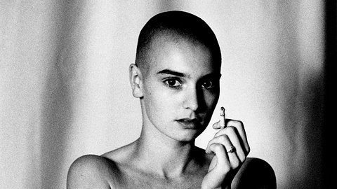 Sinéad OConnor ist tot! - Foto: Anton Corbijn/Courtesy of SHOWTIIME / SHOWTIME / Anton Corbijn