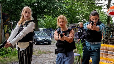 Blutige Anfänger gelöscht: Folgen verschwinden aus der ZDF-Mediathek! - Foto: ZDF und Gordon Muehle