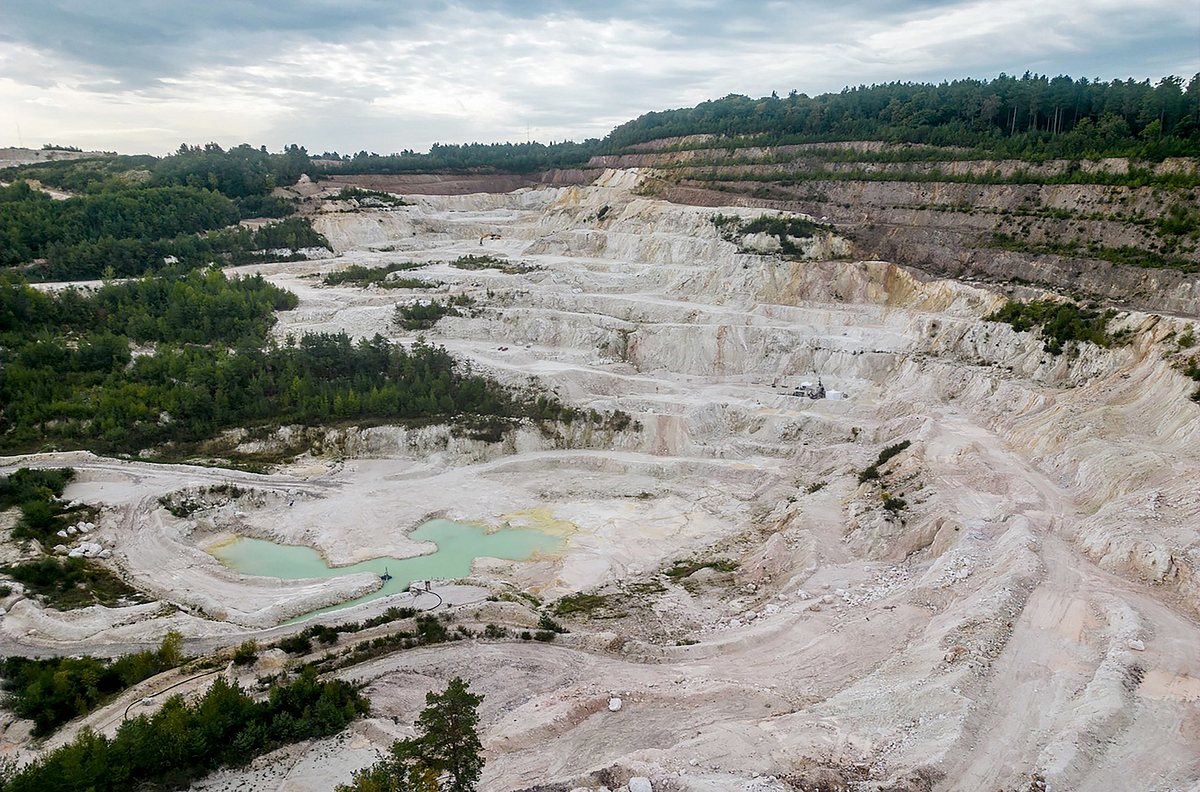 Lithium in Europa - Gelingt ein nachhaltiger Kreislauf? lithium in europa - gelingt ein nachhaltiger kreislauf?
