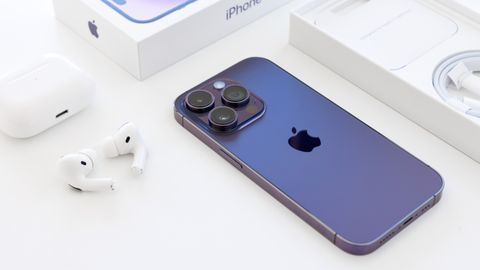 iPhone 14 Pro in schwarz - Foto: TVM/PR