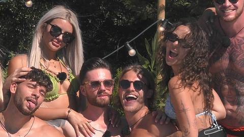 Ein Love Islander hatte etwas mit Gerda Lewis. - Foto: RTLZWEI