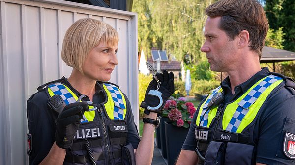 Notruf Hafenkante: Mattes und Melanie - Foto: ZDF Boris Laewen