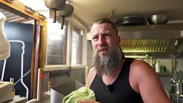 die imbisshelden - voll lecker! - Foto: RTL 2 (DE) / © RTLZWEI - Recht zum Abdruck/Darstellung zeitlich/sachlich beschränkt auf die Bewerbung der Sendung die imbisshelden - voll lecker! - Foto: RTL 2 (DE) / © RTLZWEI - Recht zum Abdruck/Darstellung zeitlich/sachlich beschränkt auf die Bewerbung der Sendung