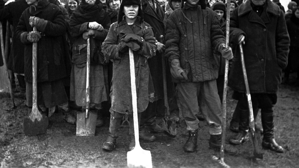 hitlers sklaven - die geschichte der ns-zwangsarbeit