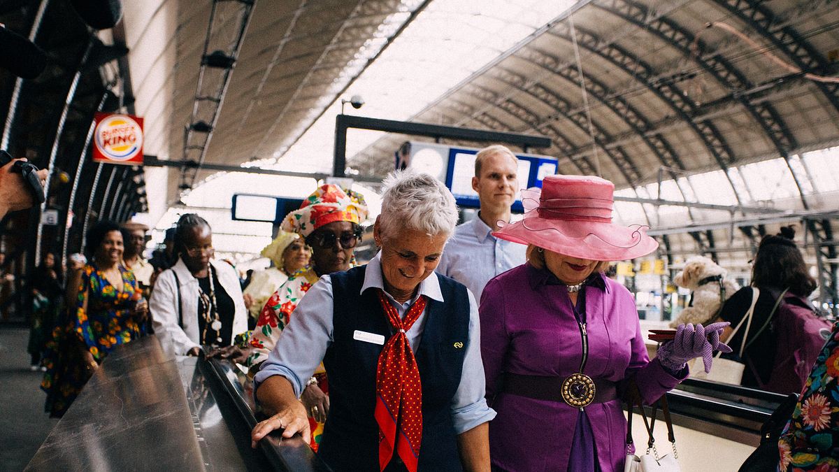 amsterdam central: alltag am mega-bahnhof