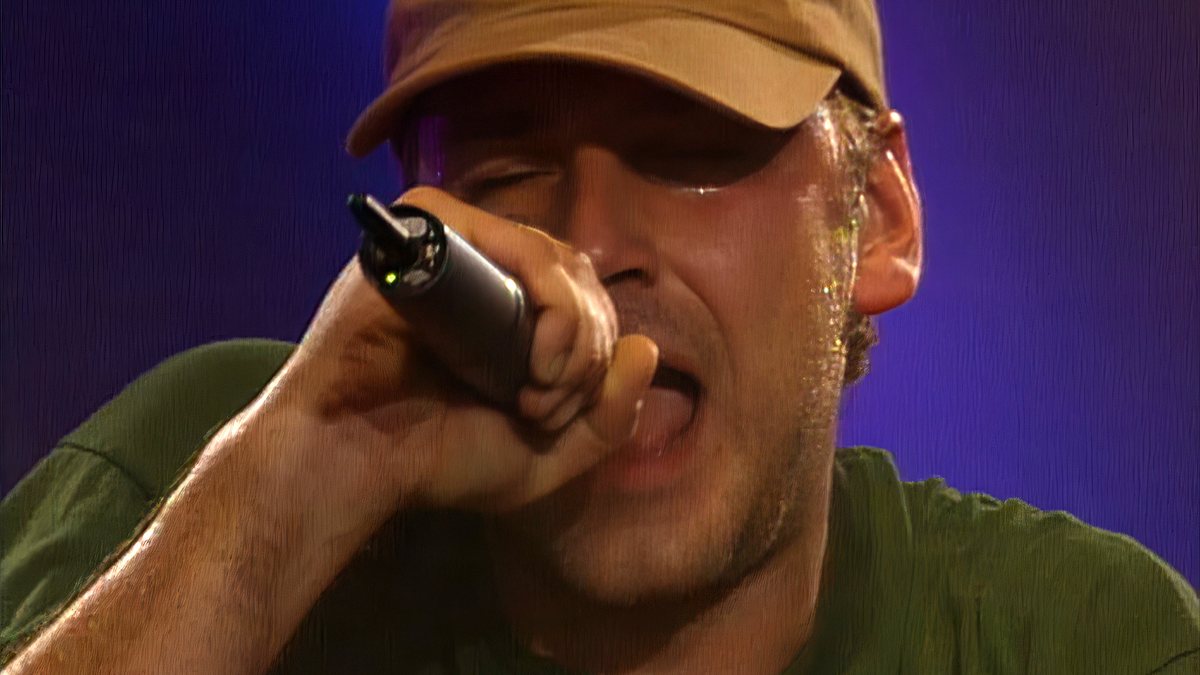 br retro: back on stage