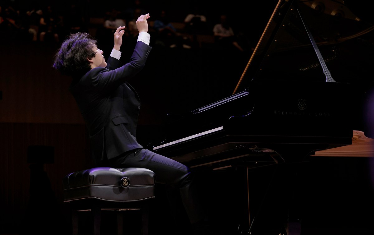 Yunchan Lim at the Louis Vuitton Foundation: Dowland, Bach, Beethoven yunchan lim at the louis vuitton foundation: dowland, bach, beethoven