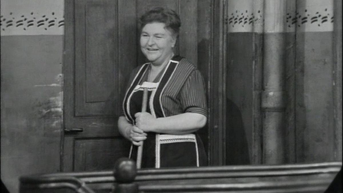 Ohnsorg Theater - Tratsch im Treppenhaus Ohnsorg Theater - Tratsch im Treppenhaus