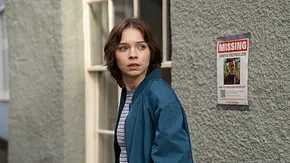 Emma Myers’ als Pip in „A Good Girls Guide to Murder“ Staffel 2. - Foto: Netflix Emma Myers’ als Pip in „A Good Girls Guide to Murder“ Staffel 2. - Foto: Netflix