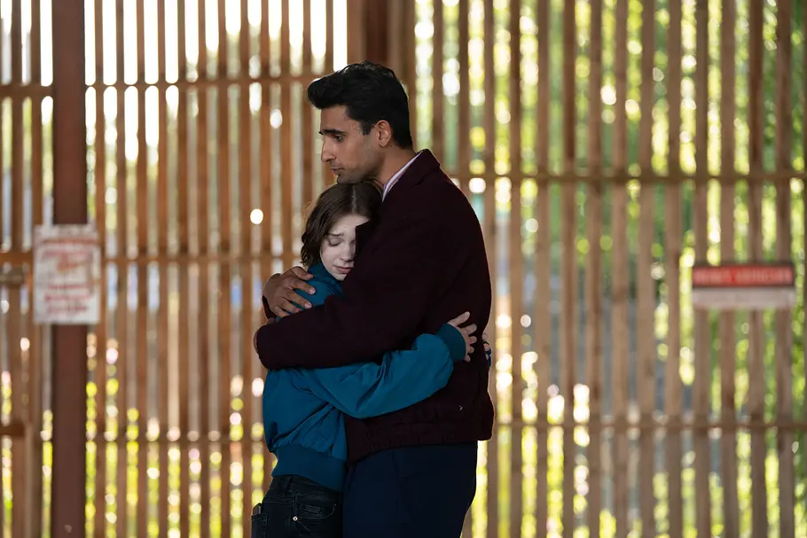 Szenenbild aus „A Good Girls Guide to Murder“ Staffel 2.