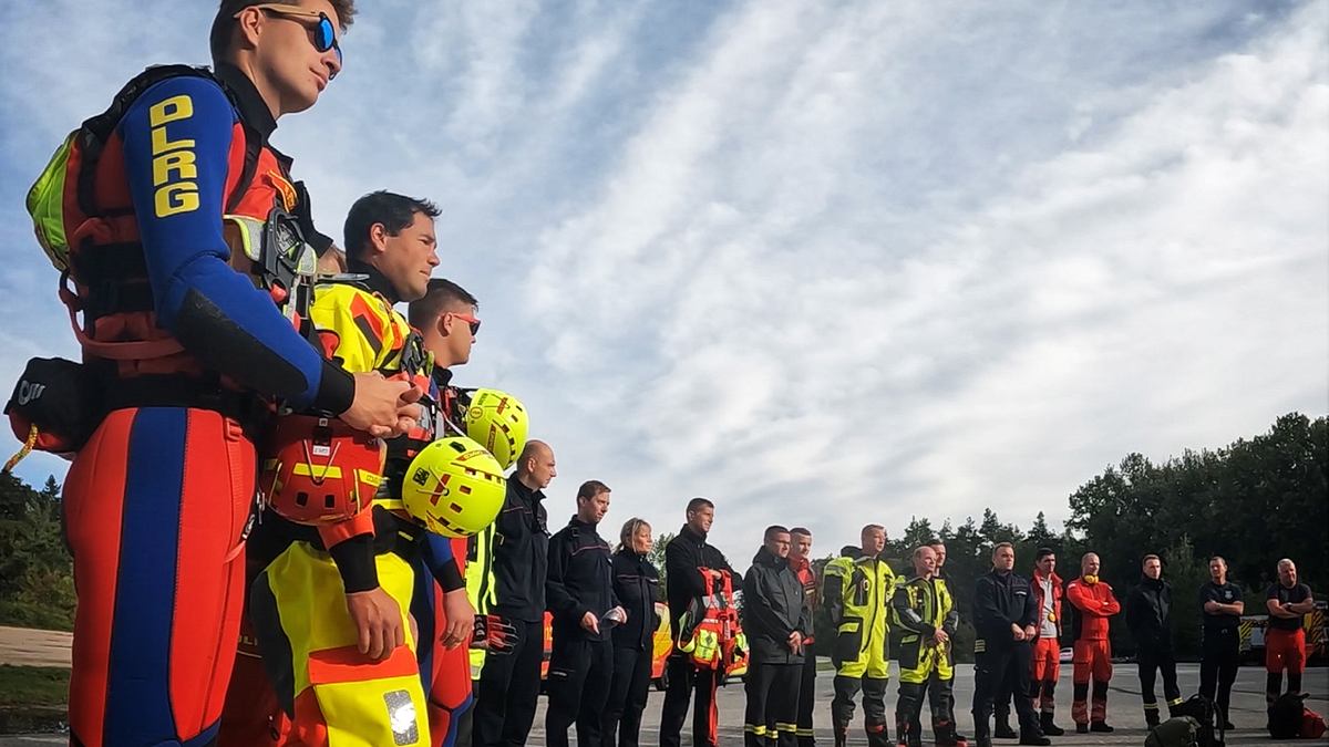 112: Feuerwehr im Einsatz 112: feuerwehr im einsatz