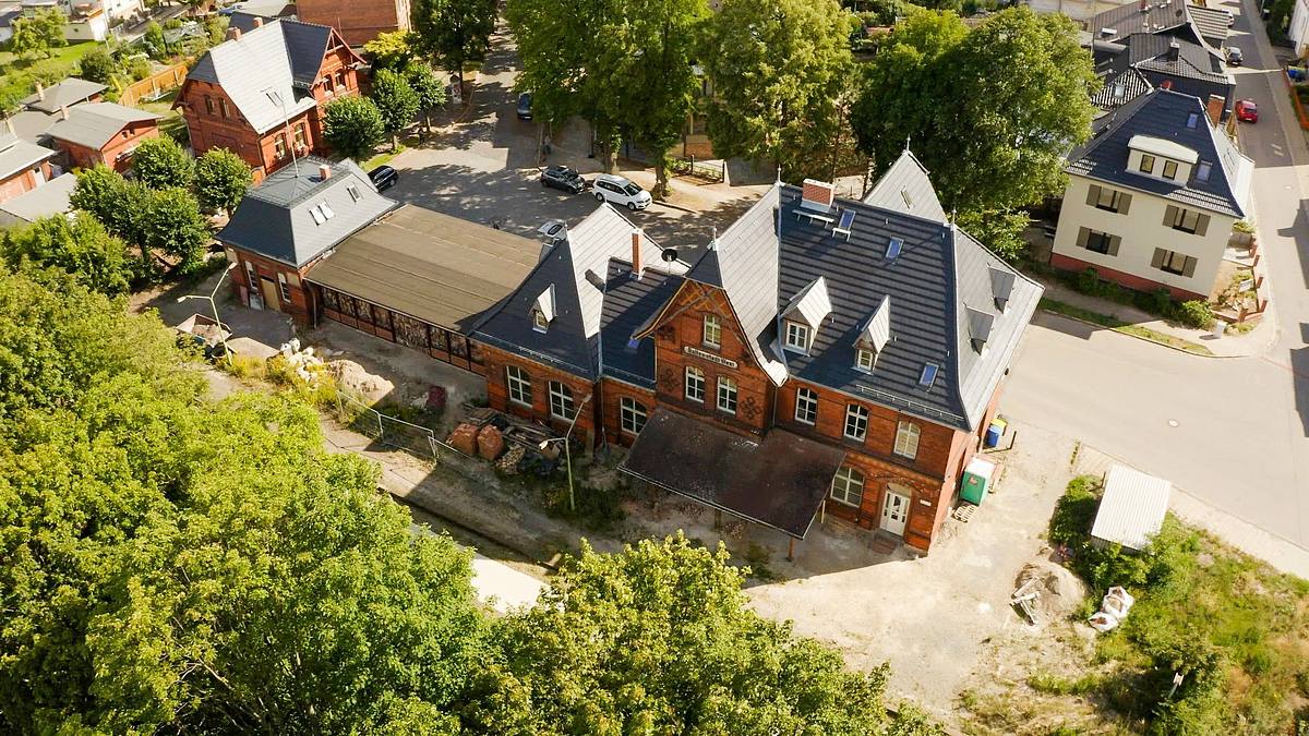 Traumhaus oder Luftschloss? - Normal wohnen kann jeder traumhaus oder luftschloss? - normal wohnen kann jeder