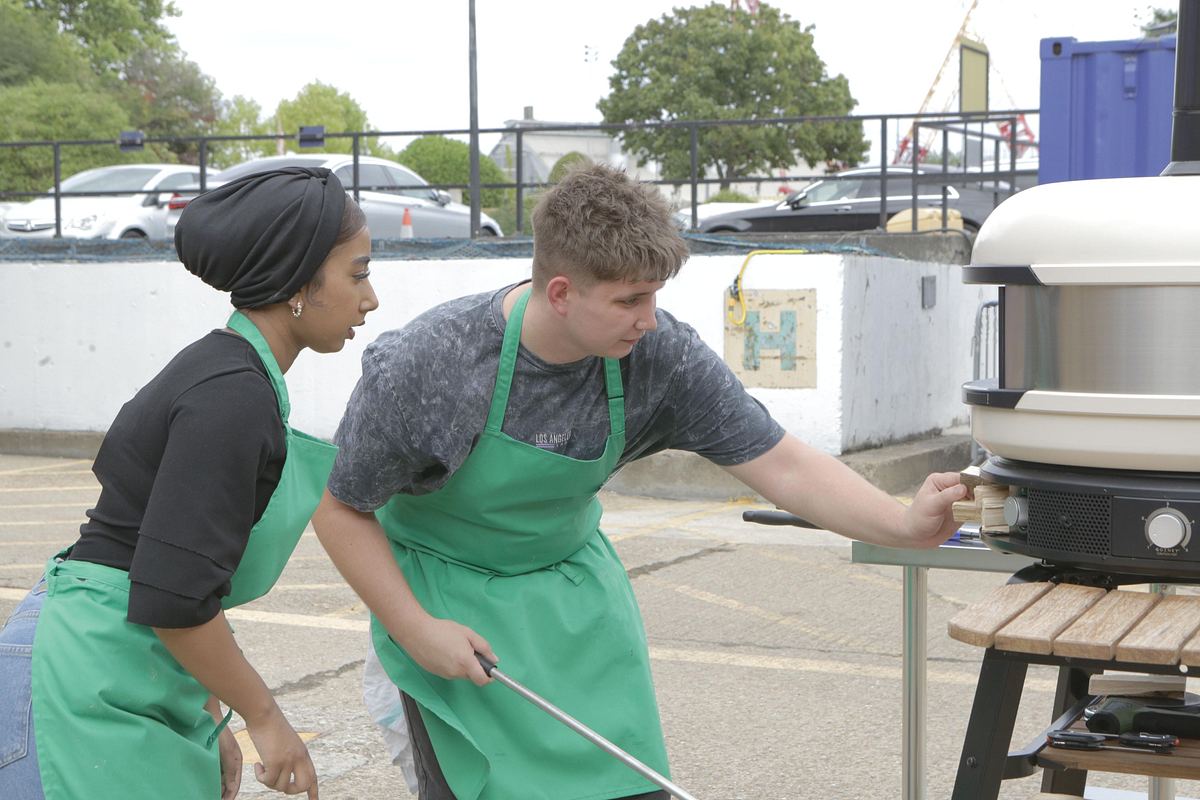 Young MasterChef - Wer kocht am besten? young masterchef - wer kocht am besten?