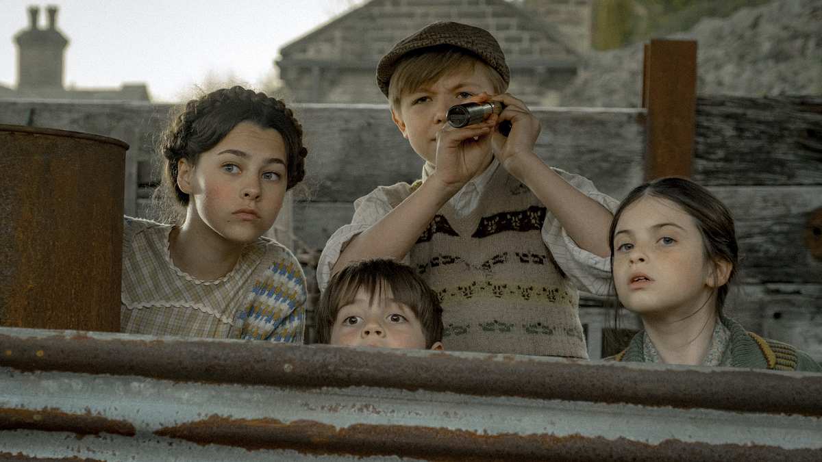 The Railway Children return