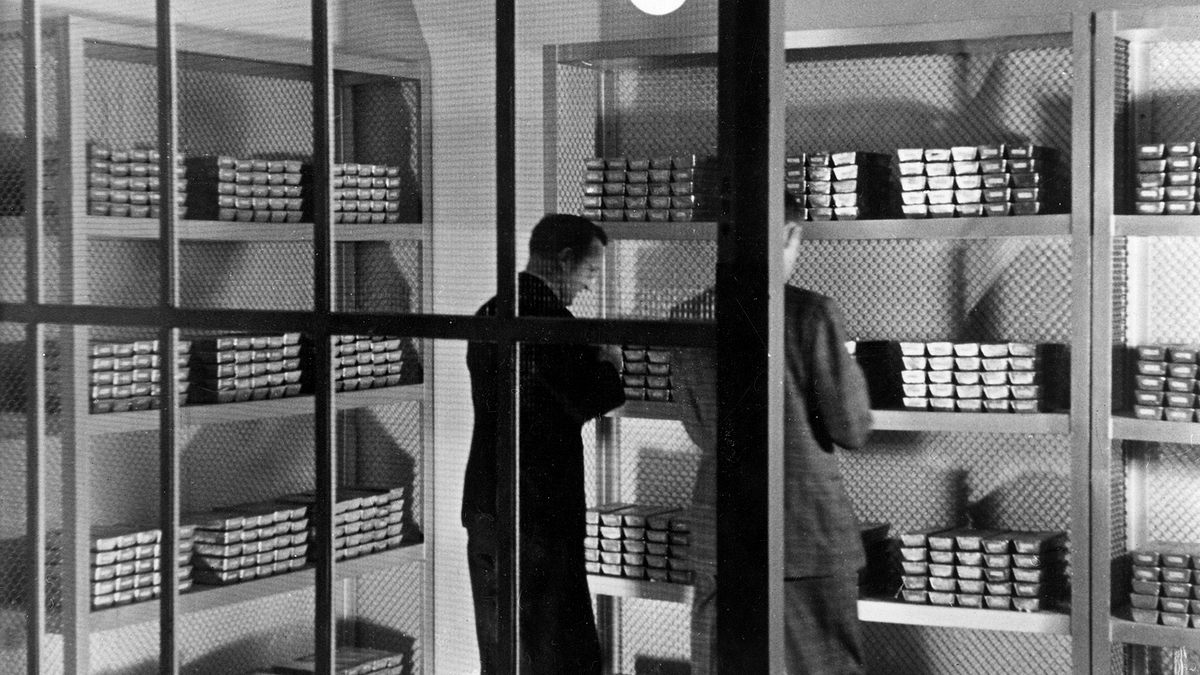 Die Nazis, die Arbeit und das Geld die nazis, die arbeit und das geld