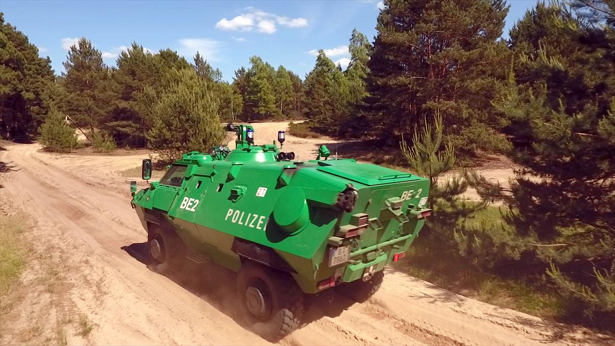rollende festungen aus panzerstahl - sonderwagen der polizei