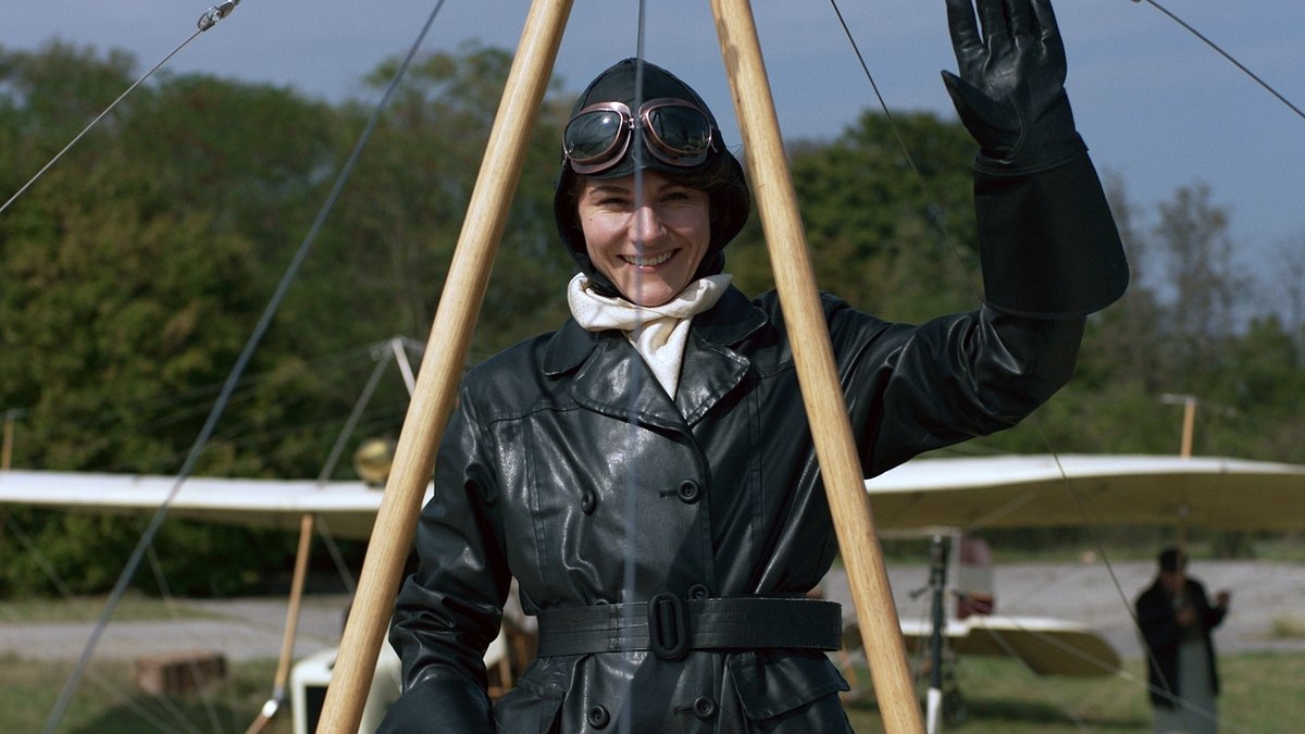 die ersten fliegerinnen - zwischen triumph und tragödie