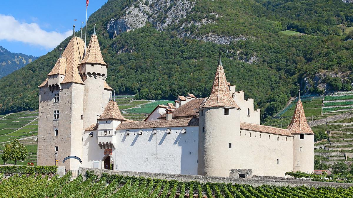 schlösser und burgen der schweiz